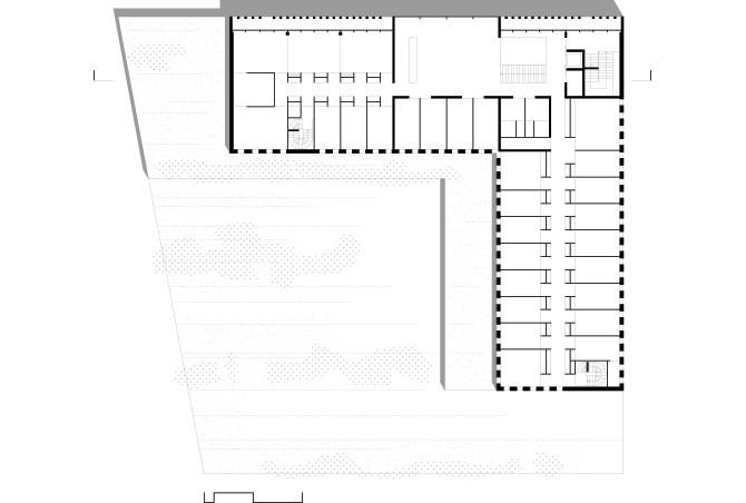 Plan de R+1: 1. Hall d’accueil 2. Bureaux 3. Salle de formation 4. Sanitaires 5. Local technique