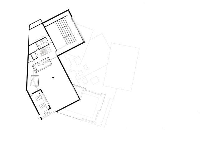 Plan r+1: 1. Locaux techniques 2. Espace scénique 3. Gradins fixes 4. Salle de repos 5. Archives 6. Salle d’activités