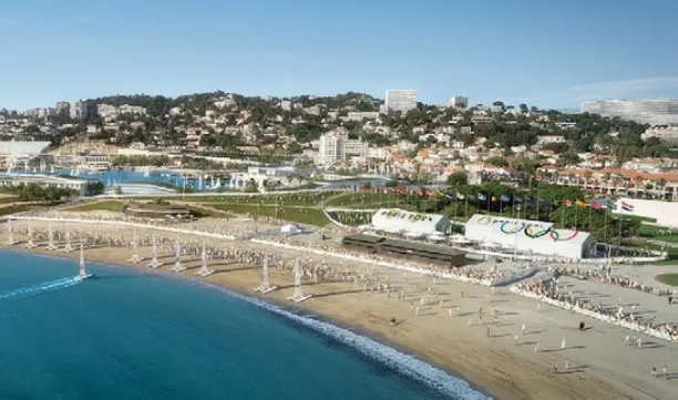 Nouvelle marina olympique à Marseille, vue de mer