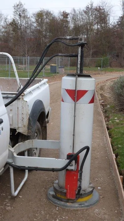Vérification de la portance de la plate-forme support à la dynaplaque. (©CIMbéton)